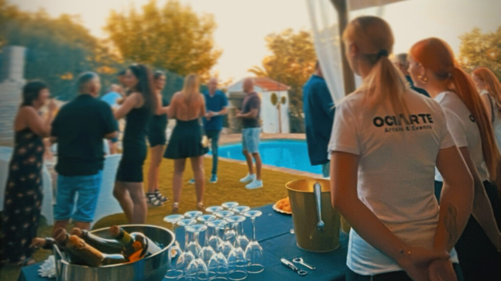 {"eid":"1062827368340438","cameraposition":1}